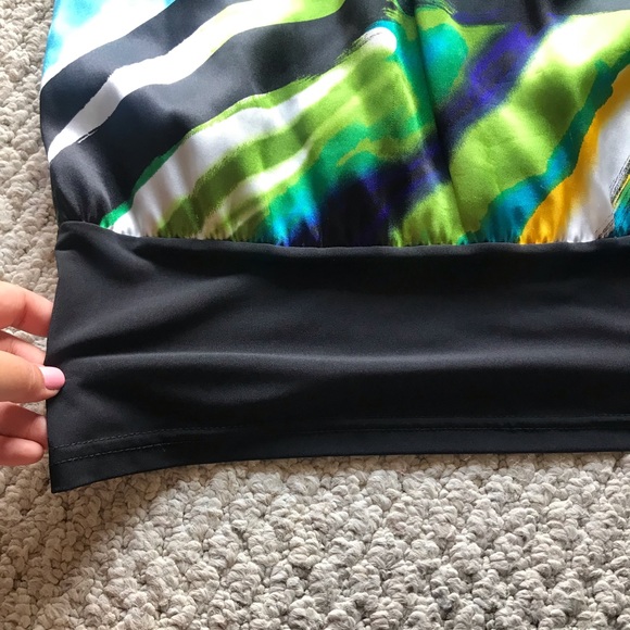 Top - Picture 3 of 5